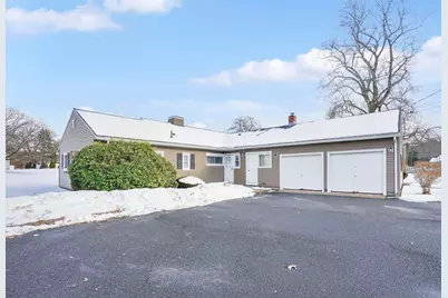 179 Greenwood Ter #179, Chicopee, MA 01022 - Photo 1