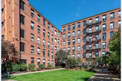 45 Willow #1, Springfield, MA 01103 - Photo 1