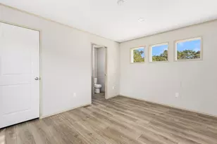 460 Collins St, Attleboro, MA 02703 - Photo 16