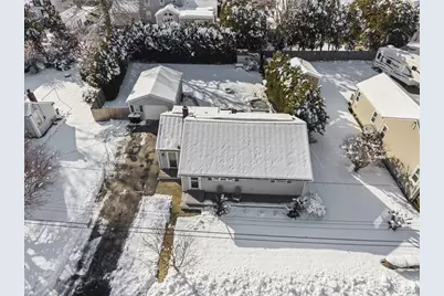 69 Coggeshall St, Dartmouth, MA 02747 - Photo 1