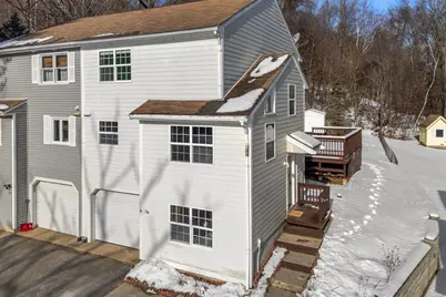 31B Gates Rd #22R, Worcester, MA 01603 - Photo 1