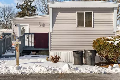 42 Pioneer Way, Springfield, MA 01119 - Photo 1