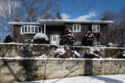 33 Lake Avenue, Stoneham, MA 02180 - Photo 1