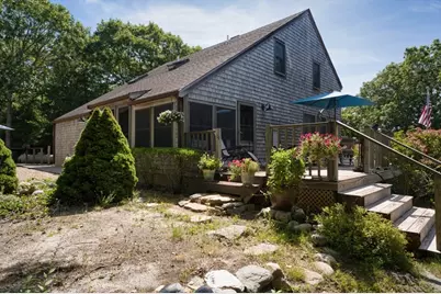 36 Smith Hollow Dr, Edgartown, MA 02539 - Photo 1