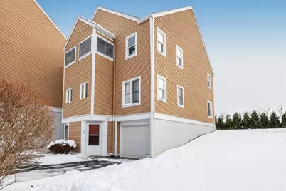 18 Merlin Court #18, Worcester, MA 01602 - Photo 1