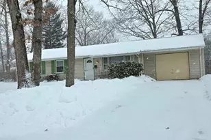 118 Deanna Rd, Brockton, MA 02302 - Photo 1