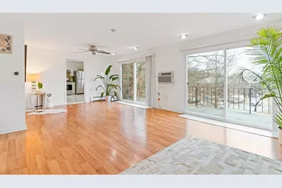 101 Edgelawn Ave #11, North Andover, MA 01845 - Photo 1