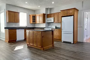 24 Hancock St, Peabody, MA 01960 - Photo 1