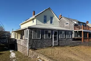 27 Ocean St, Marshfield, MA 02050 - Photo 1