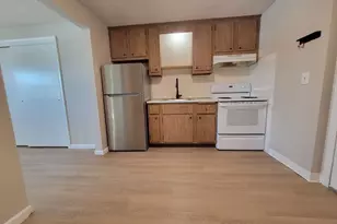 83 Pleasant St, Marlborough, MA 01752 - Photo 1