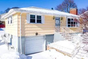 34 Robin Rd, Worcester, MA 01604 - Photo 1