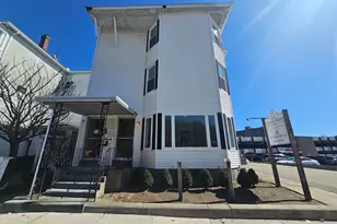 237 Park Ave, Worcester, MA 01609 - Photo 1