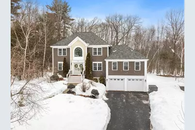 103 Keeneland Cir, Leominster, MA 01453 - Photo 1