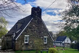 13 Harwood St, Oxford, MA 01540 - Photo 1