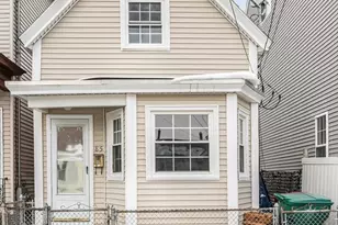 85 Kinsman St, Lowell, MA 01852 - Photo 1