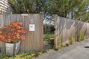 5 Wise Pl, Gloucester, MA 01930 - Photo 1