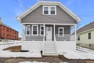 10 Livesey Pkwy, Fairhaven, MA 02719 - Photo 1