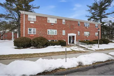 204 Regency Park Dr #204, Agawam, MA 01001 - Photo 1