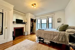 452 Park Dr, Boston, MA 02215 - Photo 1