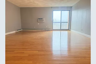 245 Sea St #45, Quincy, MA 02169 - Photo 1