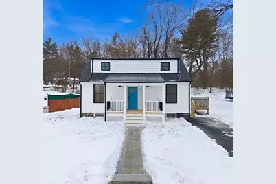 26 Rivulet St, Uxbridge, MA 01569 - Photo 1