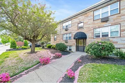 433 W Elm St #2, Brockton, MA 02301 - Photo 1