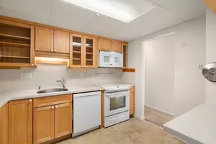 40 Bigelow Ave, Watertown, MA 02472 - Photo 1