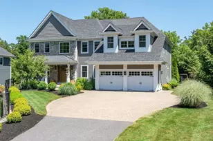 23 Covered Bridge Ln, Wayland, MA 01778 - Photo 1