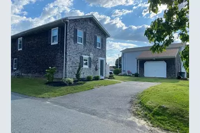 818 Wilbur Ave. #2S, Swansea, MA 02777 - Photo 1