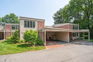 17 Fairgreen Pl, Brookline, MA 02467 - Photo 1
