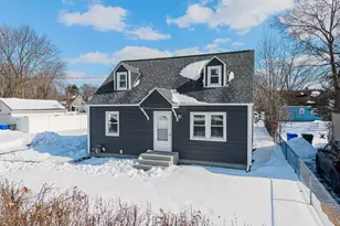 297 Breckwood Blvd, Springfield, MA 01109 - Photo 1