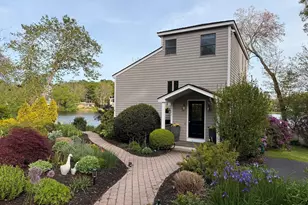 246 Echo Cove Rd, Hamilton, MA 01982 - Photo 1