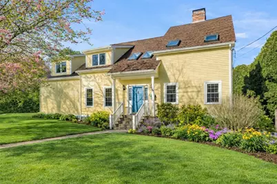 55 Roosevelt Ave, Marblehead, MA 01945 - Photo 1