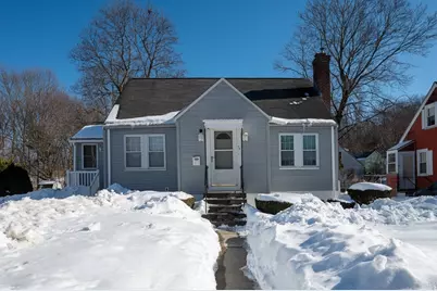 24 Geneva St, Worcester, MA 01602 - Photo 1