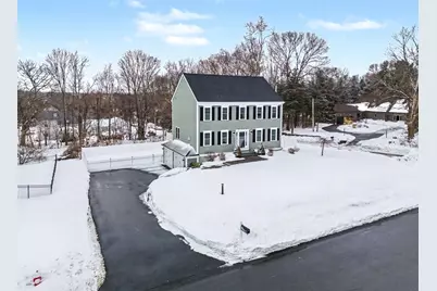9 Windward Way, Swansea, MA 02777 - Photo 1
