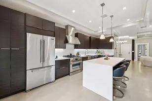 27 Mercer St, Boston, MA 02127 - Photo 1