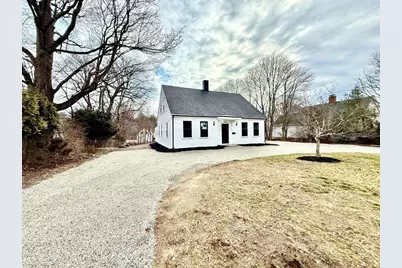 949 Union St, Rockland, MA 02370 - Photo 1