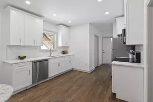 79 Fox St, Worcester, MA 01604 - Photo 1