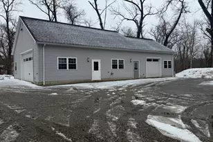 8 Easthampton Rd, Northampton, MA 01060 - Photo 1