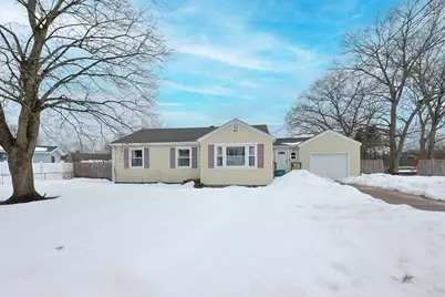 338 Mendon Rd, Attleboro, MA 02703 - Photo 1