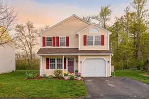 76 Juniper Ln, Tewksbury, MA 01876 - Photo 1