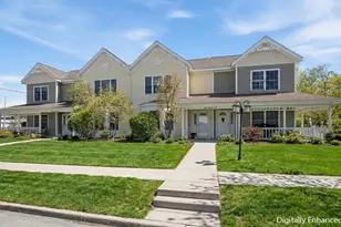 25 Greeley St, Clinton, MA 01510 - Photo 1
