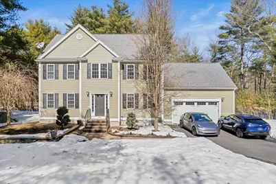 890 Maple St, Mansfield, MA 02048 - Photo 1