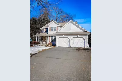 40 Hawks Cir, Westfield, MA 01085 - Photo 1
