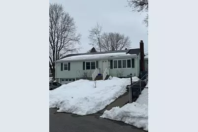 22 Falcon St, Methuen, MA 01844 - Photo 1