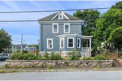 83 Arnold St, Methuen, MA 01844 - Photo 1