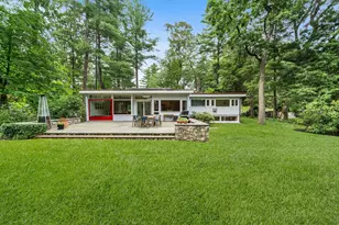 32 Moon Hill Rd, Lexington, MA 02421 - Photo 1