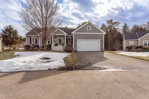 26 Heritage Dr, Taunton, MA 02767 - Photo 1
