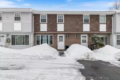 945 Riverside Dr #3B, Methuen, MA 01844 - Photo 1