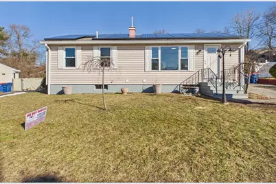 37 Maxine St, New Bedford, MA 02745 - Photo 1